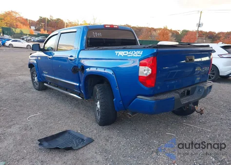 2016 Toyota Tundra Limited 5.7L V8 z USA, uszkodzony, nr VIN 5TFHY5F15GX494723